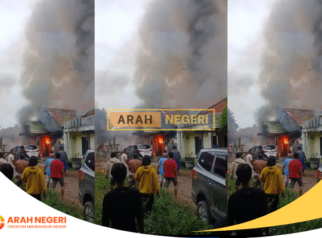 Kebakaran Hebat di Desa Kasang Pudak, Muaro Jambi diduga akibat muatan BBM (Sumber : Istimewa)